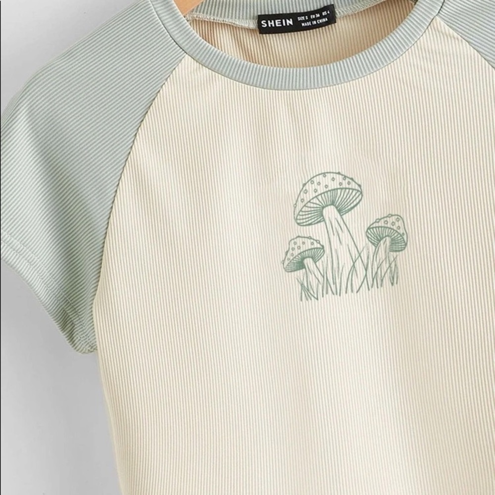 Mushroom Crop Tee, Multiple Sizes, NWOT, For Bundle Purchases Only - Picture 2 of 9